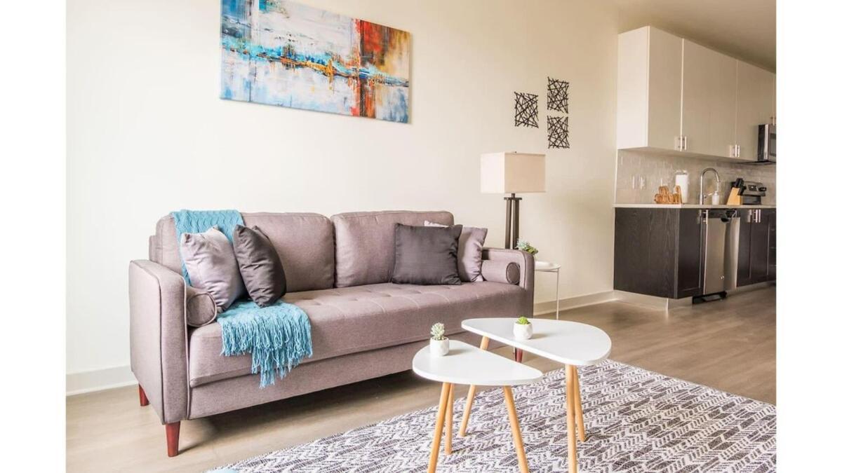 Stunning Nulu 1Br Cozysuites 03 Луїсвілл Екстер'єр фото
